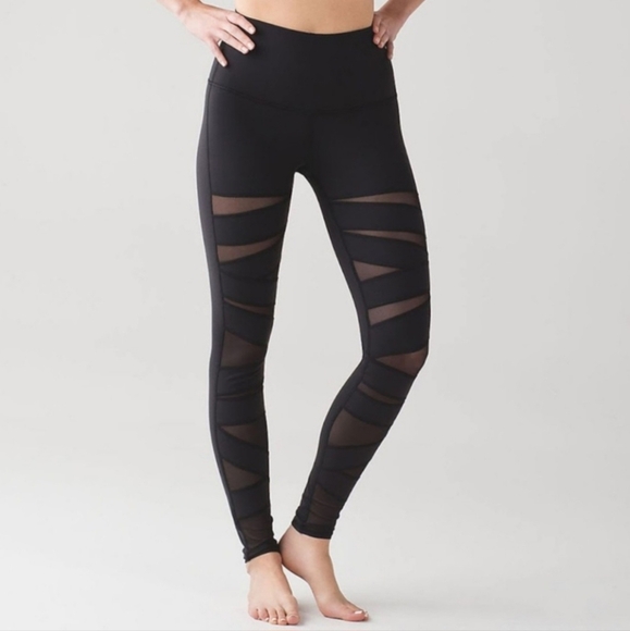 lululemon athletica Pants - Lululemon Black High Rise Wunder Under Tech Mesh Leggings size 4